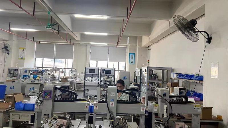 小型机械手自动化方案：优劣势解析与选型建议